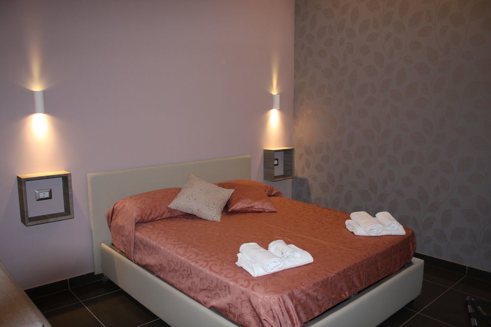 Be Italian Flat Bovio 3* Napoli